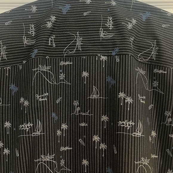 Men’s button down shirt - Picture 4 of 7